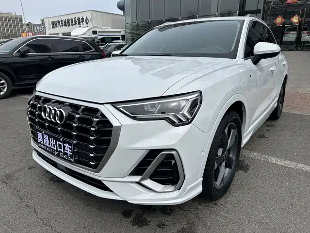 Audi Audi Q3 Audi Q3 2023 35 Tfsi Fashionable And Dynamic (1.4t) — фото