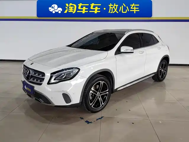 Mercedes-Benz Mercedes-Benz Gla Mercedes-Benz Gla 2018 Gla 200 Fashion Model — фото