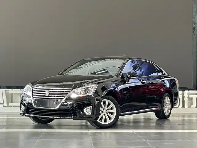 Toyota Crown Crown 2012 2.5l Royal Leather Edition — фото