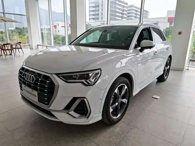 Audi Audi Q3 Audi Q3 2023 35 Tfsi Fashionable And Dynamic (1.4t) — фото