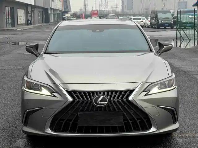Lexus Lexus Es Lexus Es 2022 300h Excellence Edition — фото
