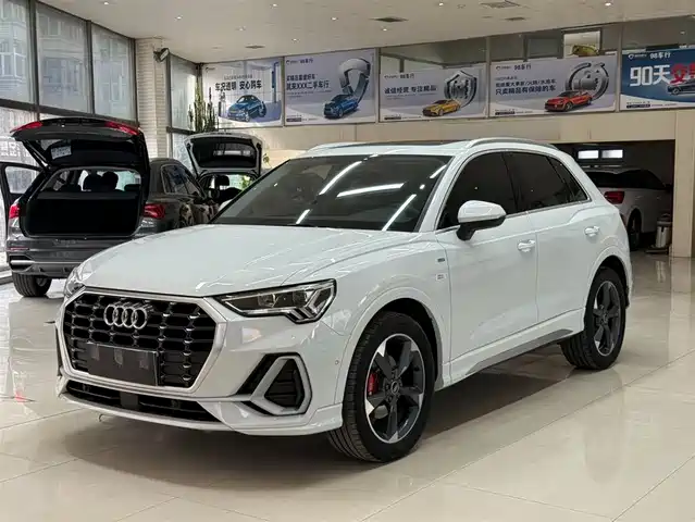 Audi Audi Q3 Audi Q3 2023 35 Tfsi Fashionable And Dynamic (1.4t) — фото