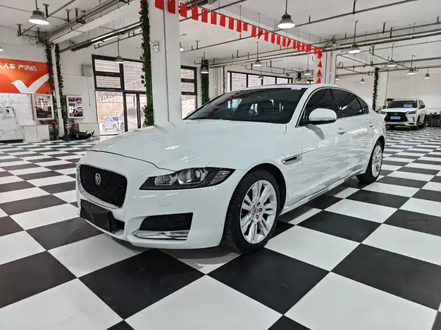 Jaguar Jaguar Xfl Jaguar Xfl 2020 Xfl 2.0t P200 2wd Elite Edition — фото