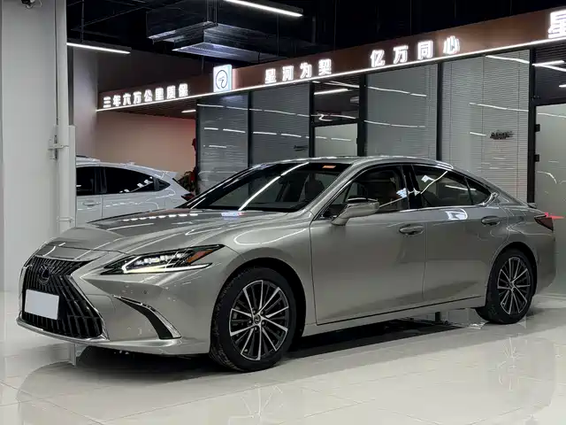 Lexus Lexus Es Lexus Es 2021 300h Premium Edition