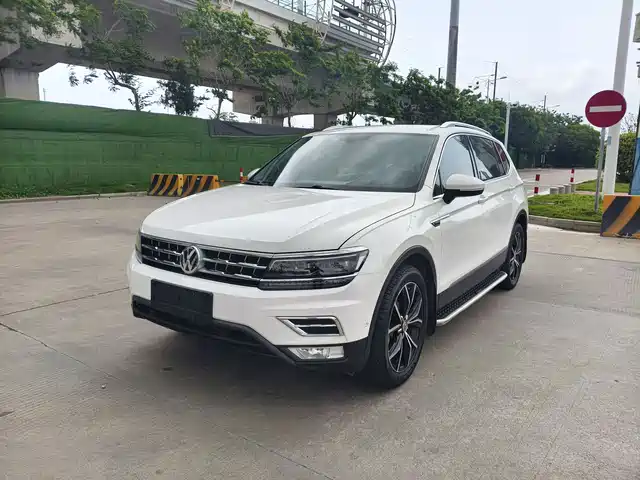Volkswagen Tiguan L Tiguan L 2017 380tsi Automatic Four-Wheel Drive Flagship Version — фото