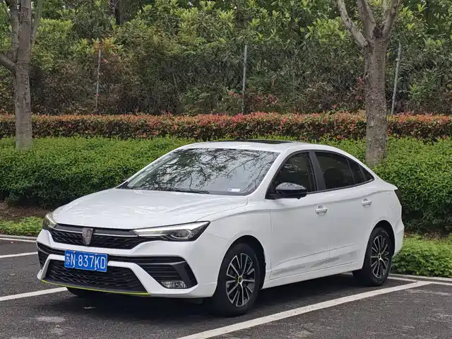 Roewe Roewe I5 Roewe I5 2021 Facelift 1.5l Cvt Diamond Version — фото