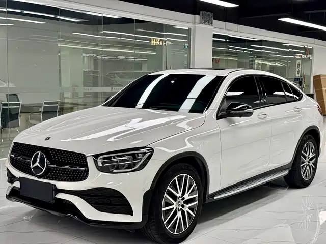 Mercedes-Benz Mercedes-Benz Glc Coupe Mercedes-Benz Glc Coupe 2020 Glc 300 4matic Coupe Suv — фото