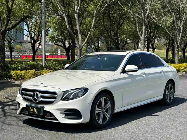 Mercedes-Benz Mercedes-Benz E-Class Mercedes-Benz E-Class 2019 E 260 L Sports — фото