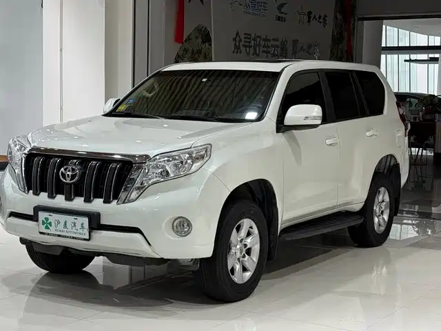 Toyota Prado Prado 2015 2.7l Automatic Standard Version — фото