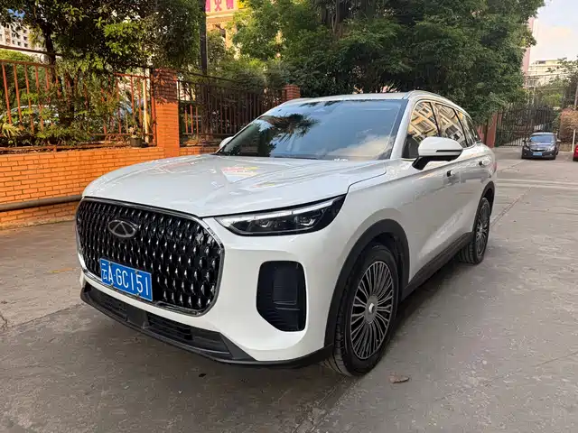 Chery Tiggo 8L Tiggo 8l 2024 2.0t Two-Wheel Drive Luxury Version 5 Seats — фото