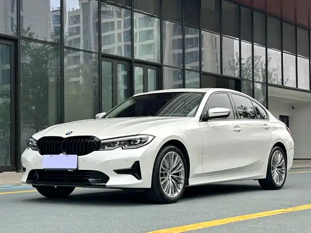 Bmw Bmw 3 Series Bmw 3 Series 2022 320i Sports Package — фото