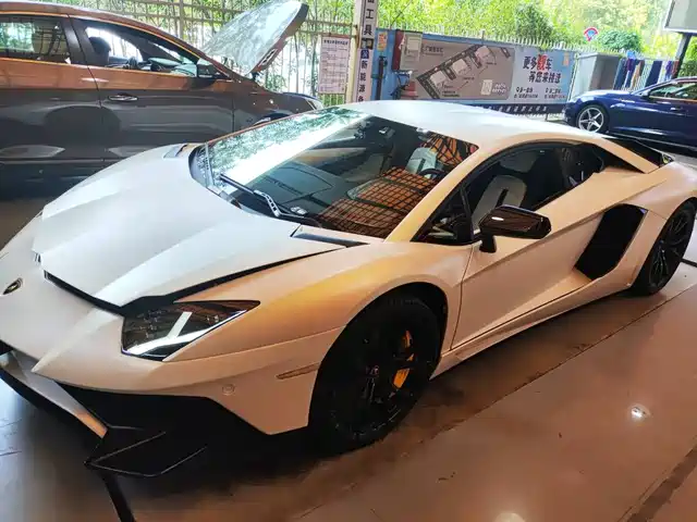 Lamborghini Aventador Aventador 2011 Lp 700-4