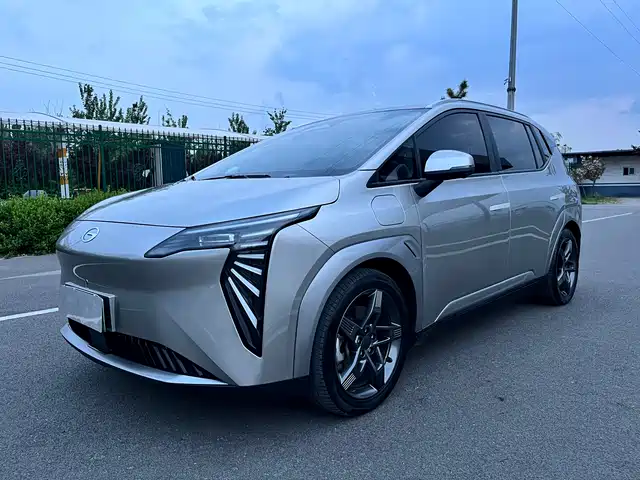 Aian Aion Y Aion Y 2022 Plus 70 Technology Edition — фото