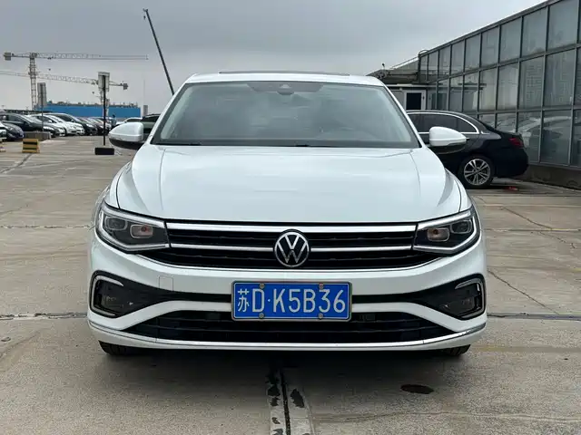Volkswagen Bora Bora 2023 280tsi Dsg Premium Edition — фото