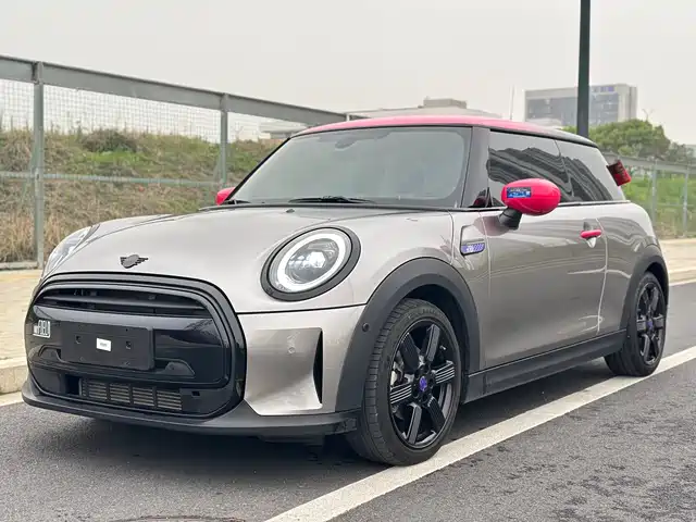 Mini Mini Mini 2023 1.5t Cooper Purple Night Escape Special Edition — фото