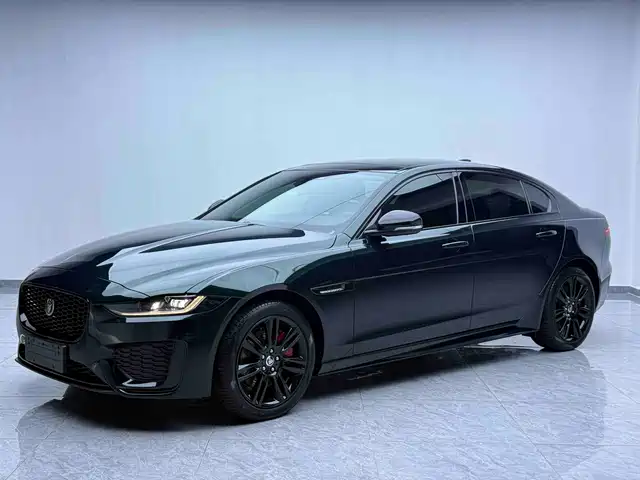 Jaguar Jaguar Xel Jaguar Xel 2025 2.0t 250ps R-Dynamic 90th Anniversary Collector’S Edition — фото