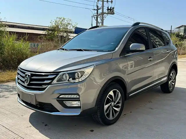Baojun Baojun 560 Baojun 560 2017 1.5t Dct Exclusive Model