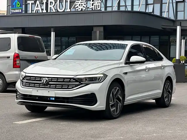 Volkswagen Sagitar Sagitar 2025 300tsi Dsg Super Edition
