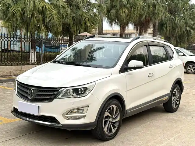 Baojun Baojun 560 Baojun 560 2015 1.8l Manual Luxury Model — фото