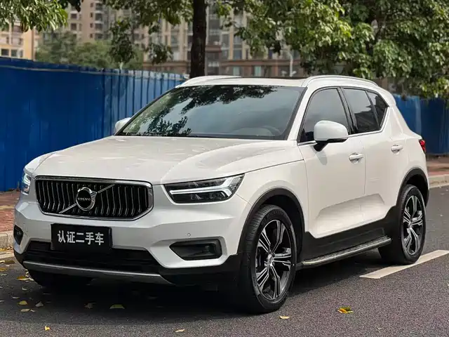 Volvo Volvo Xc40 Volvo Xc40 2020 T4 Four-Wheel Drive Zhiyuan Deluxe Edition — фото