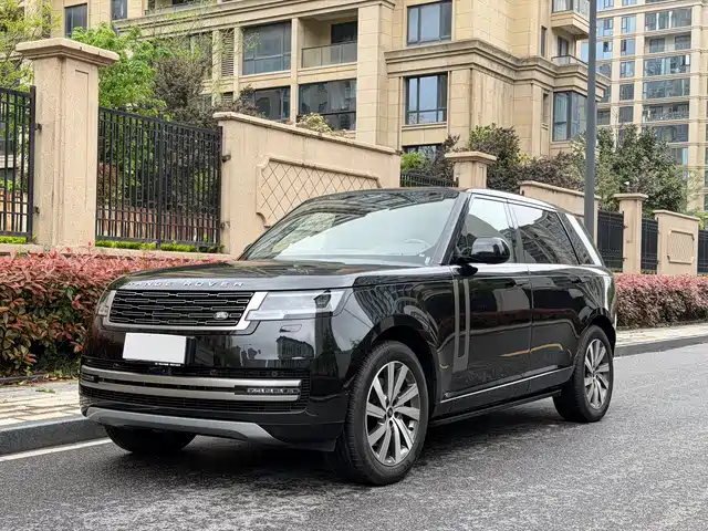 Land Rover Range Rover Range Rover 2023 3.0 L6 400ps Seven-Seater Extended Edition