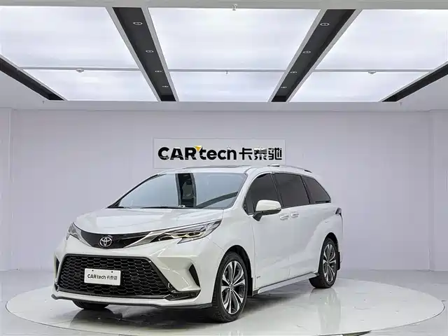 Toyota Gravia Grevia 2024 2.5l Hybrid Premium Plus Edition — фото