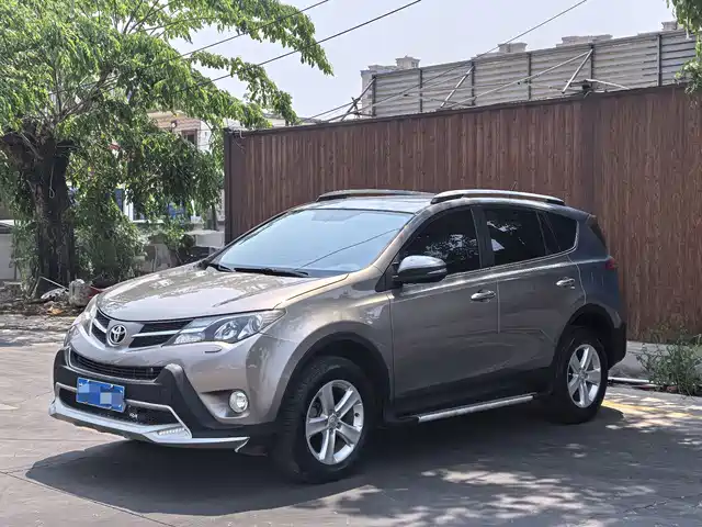 Toyota Rav4 Rongfang Rav4 Rongfang 2013 2.5l Automatic Four-Wheel Drive Elite Version — фото
