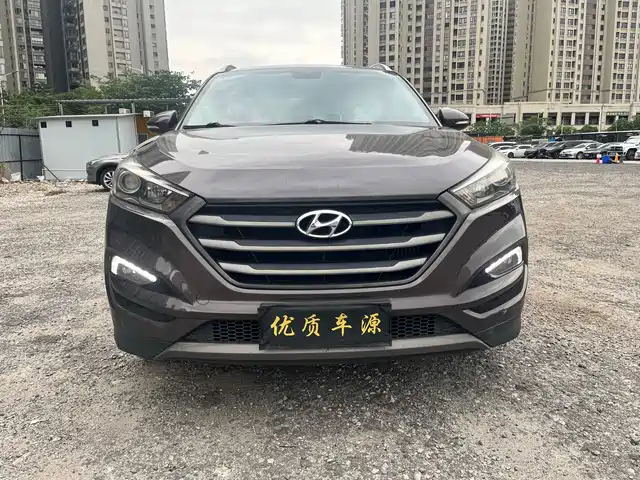 Hyundai Tucson Tucson 2015 1.6t Dual-Clutch Two-Wheel Drive Intelligent Model