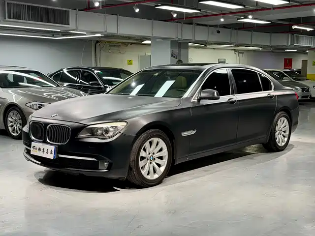 Bmw Bmw 7 Series Bmw 7 Series 2009 740li Premium — фото