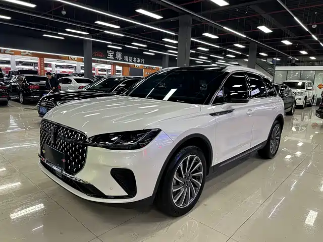 Lincoln Adventurer Adventurer 2023 2.0t Two-Wheel Drive Premium Edition — фото