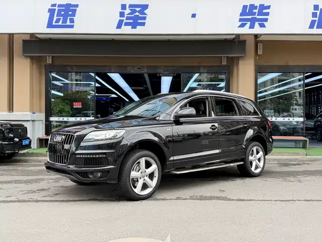Audi Audi Q7 Audi Q7 2013 35 Tdi Leading Model — фото