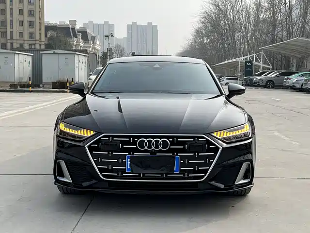 Audi Audi A7l Audi A7l 2024 45tfsi S-Line Dream Building Liquid Crystal Package — фото