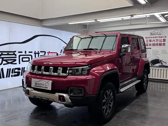 Beijing Cross Country Beijing Off-Road Bj40 Beijing Off-Road Bj40 2023 2.0t Automatic Four-Wheel Drive City Hunter Version Knight Type — фото