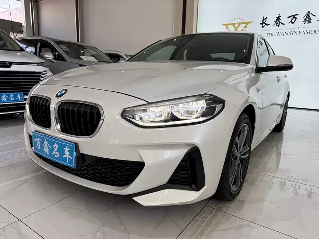 Bmw Bmw 1 Series Bmw 1 Series 2021 120i M Sports Edition — фото