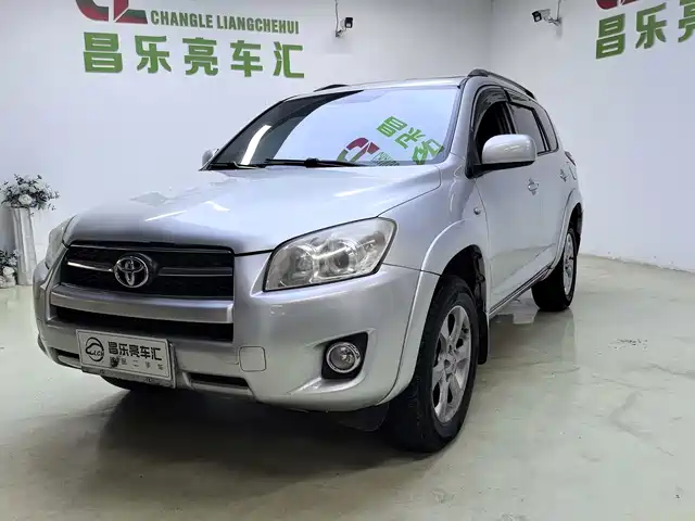 Toyota Rav4 Rongfang Rav4 Rongfang 2009 2.4l Automatic Luxury Navigation Version — фото