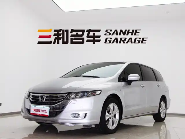 Honda Odyssey Odyssey 2013 2.4l Deluxe Edition — фото