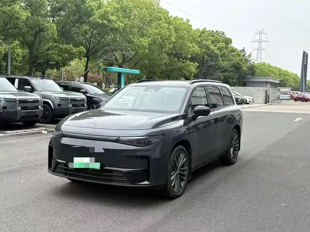 Leap Car Zero Running C16 Leapmoon C16 2024 Extended Range 200 Exclusive Edition