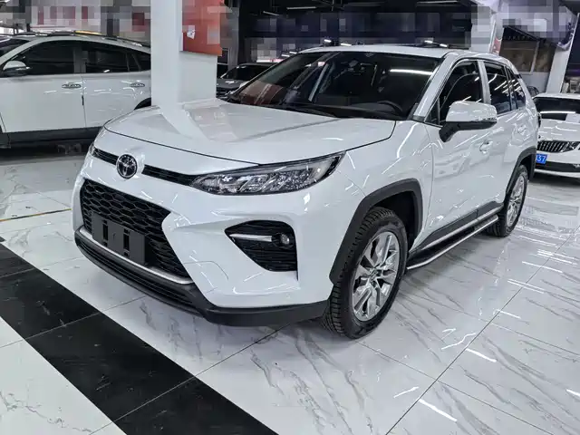 Toyota Willanda Wilanda 2022 2.0l Cvt Two-Wheel Drive Luxury Version — фото