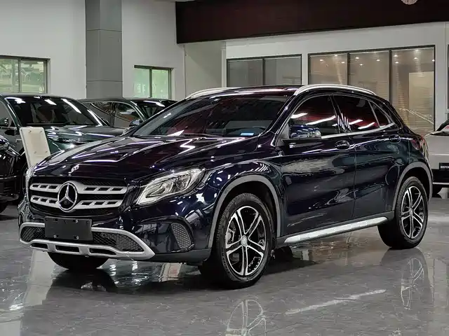 Mercedes-Benz Mercedes-Benz Gla Mercedes-Benz Gla 2018 Gla 200 Fashion Model — фото