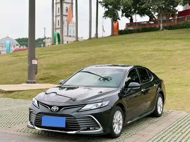 Toyota Camry Camry 2023 2.0g Deluxe Edition — фото