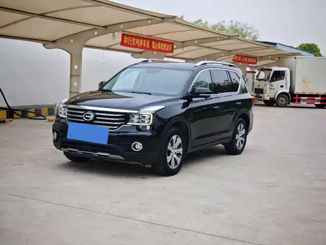 Gac Trumpchi Trumpchi Gs7 Trumpchi Gs7 2017 320t Two-Wheel Drive Luxury Smart Connected Model