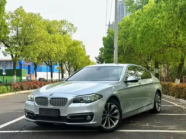 Bmw Bmw 5 Series Bmw 5 Series 2014 525li Stylish Design Package — фото