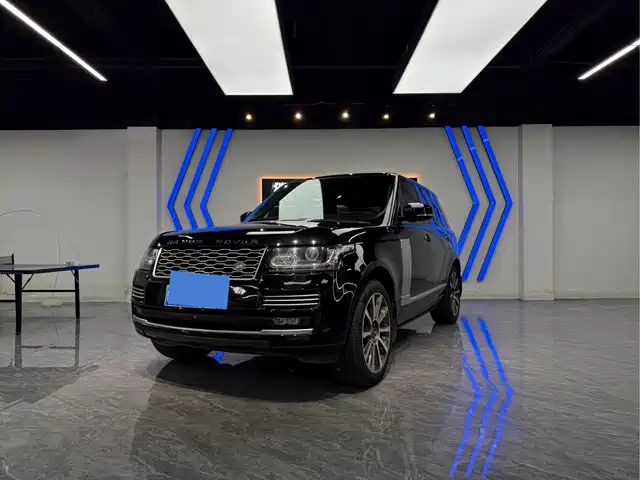 Land Rover Range Rover Range Rover 2016 3.0 Sc V6 Vogue — фото