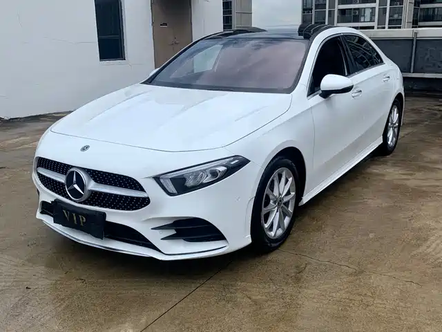 Mercedes-Benz Mercedes Benz A Class Mercedes-Benz A-Class 2021 A 200 L Sports Sedan Fashionable