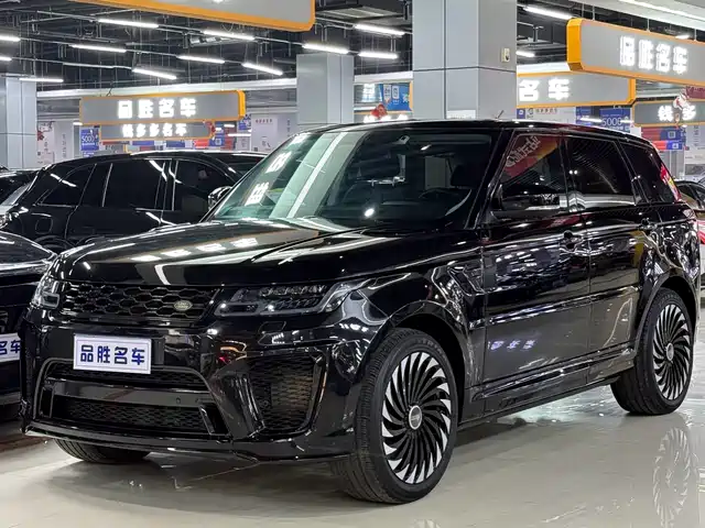 Land Rover Range Rover Sport Range Rover Sport 2016 3.0 Sdv6 Hse — фото