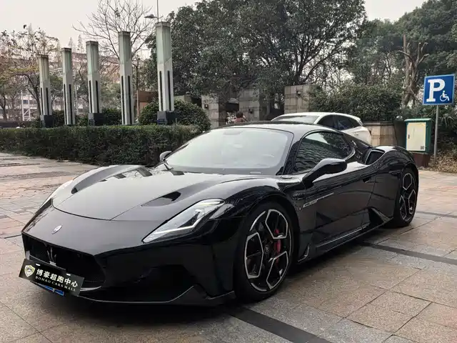 Maserati Maserati Mc20 Maserati Mc20 2023 3.0t Standard Edition — фото