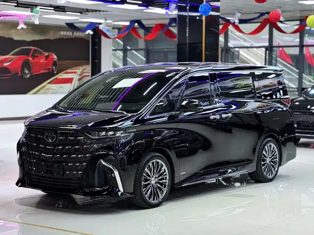 Toyota Elfa Alfa 2025 Dual Engine 2.5l Premium Gold Edition — фото