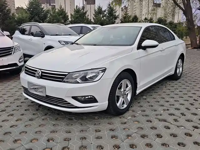 Volkswagen Lingdu Lingdu 2015 230tsi Manual Fashion Edition — фото