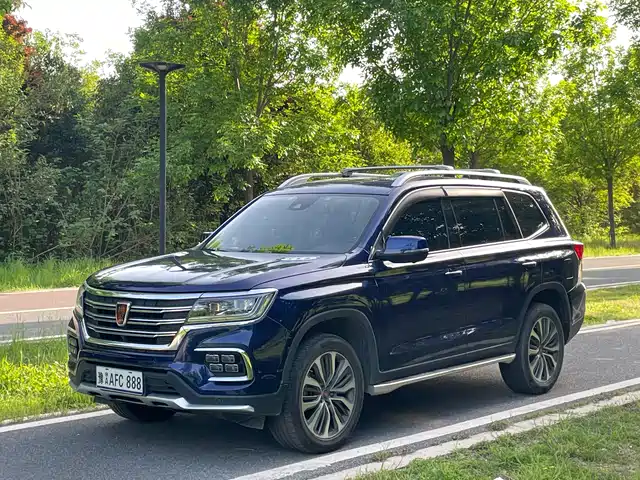 Roewe Roewe Rx8 Roewe Rx8 2018 30t Intelligent Networked Four-Wheel Drive Supreme Edition