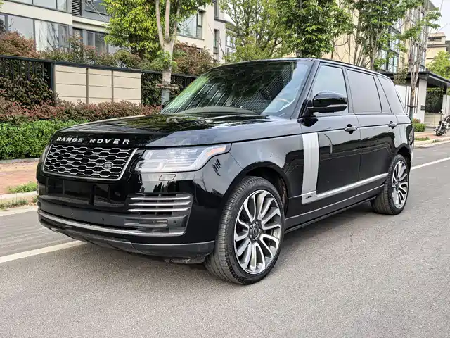 Land Rover Range Rover Range Rover 2019 5.0 Sc V8 Revered Genesis Extended Edition — фото
